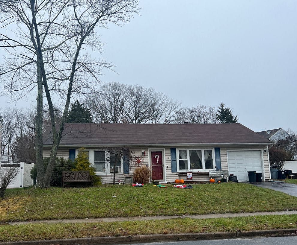 Photo of 10 Bilge Ave, Barnegat